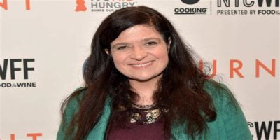 Alex Guarnaschelli Wiki, Age, Biography, Net Worth, Husband, Parents, Ethnicity, Height
