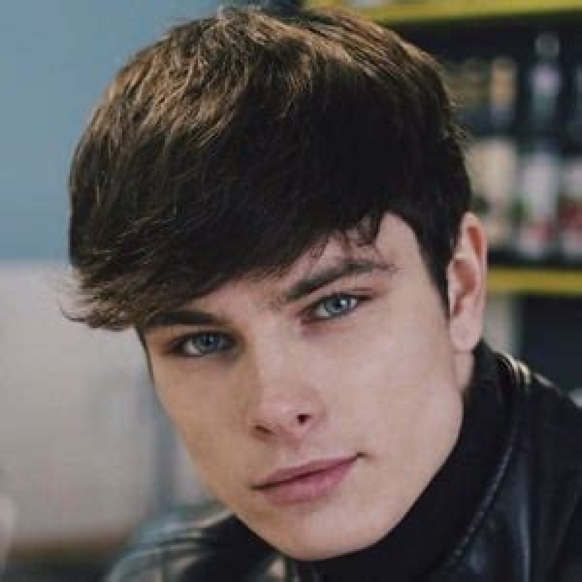 Alexander Zanoza - Age, Family, Bio