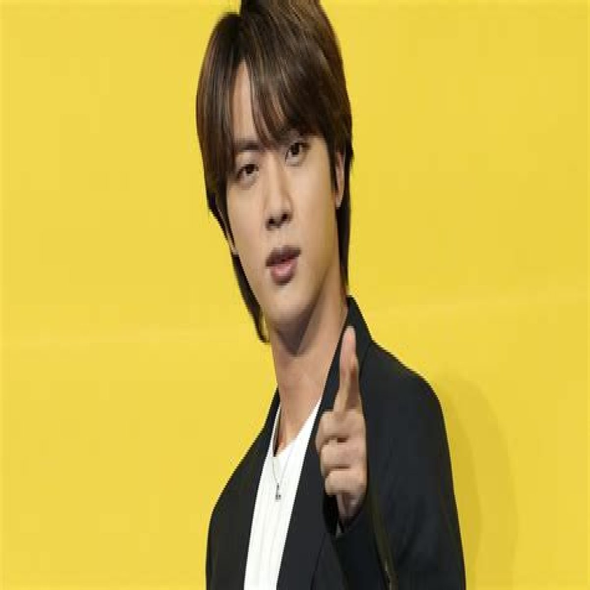 BTS’ Jin To Take Part In Olympic Games as Torchbearer
