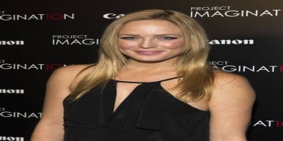 Caity Lotz Height, Weight, Age, Boyfriend, Family, Facts, Biography