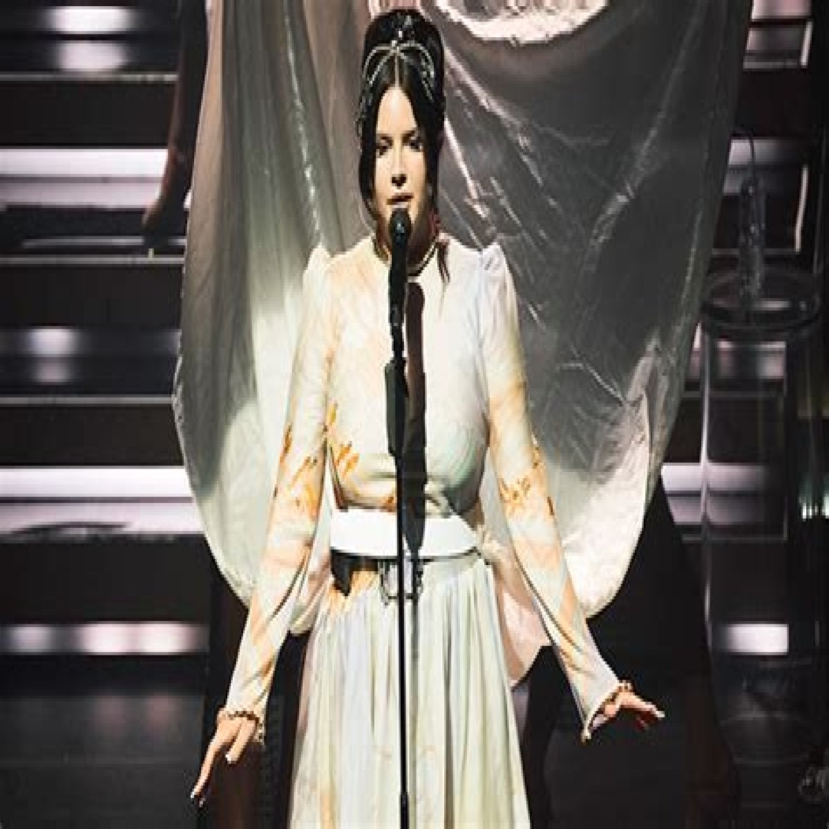 Lana Del Rey’s Country Album: Everything to Know About ‘Lasso’