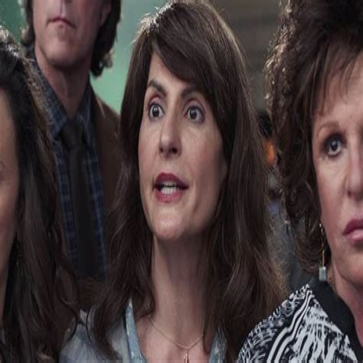 My Big Fat Greek Wedding’s Nia Vardalos Misses Father’s Funeral Due To COVID-19, Asks Fans To Donate To Charity With Hashtag #BigFatDonation