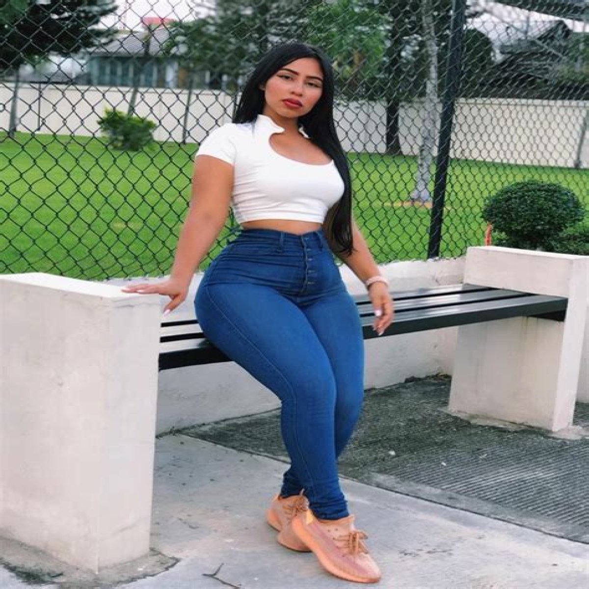 Who is Karla Abreu Dating Now?