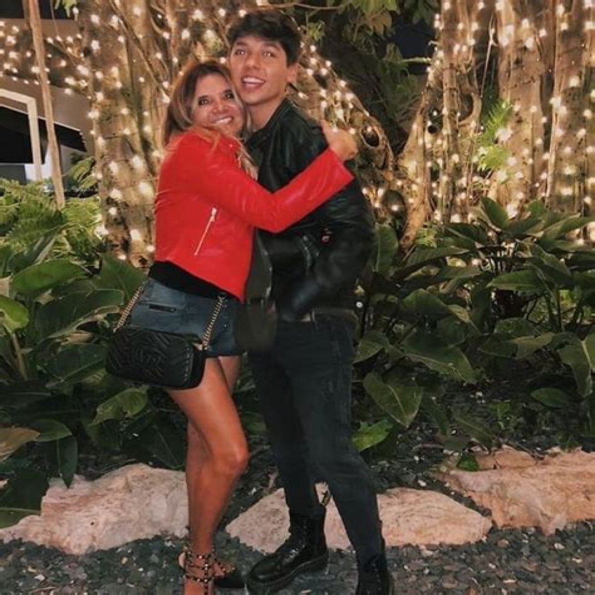Who is Mario Selman Dating Now