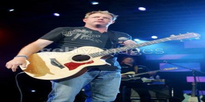 Who is Pat Green Dating Now
